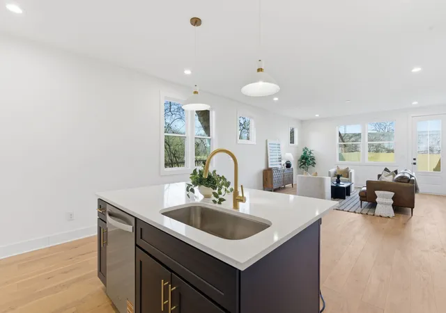 Photo 3 of Single family home for sale at 5620b Obrien Ave, Nashville, TN 37209 | MLS# 3302290 | Listing updated on 2026-07-22