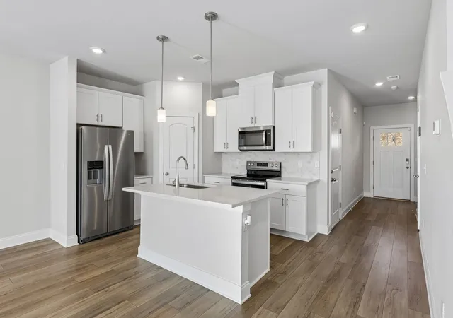 Photo 1 of Townhouse for sale at 361 Coleman Ct, Columbia, TN 38401 | MLS# 3302565 | Listing updated on 2026-08-13