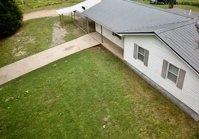 3rd image of 338 Standfill Ln, Olivehill, TN 38475 | MLS# 3277702