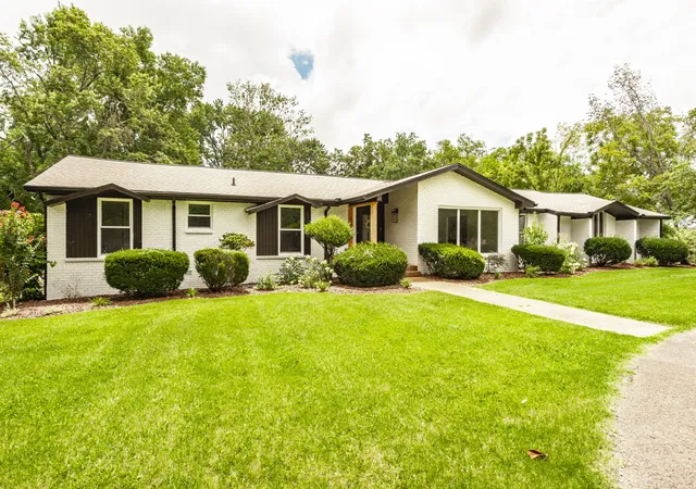 1st image of 205 Bluegrass Dr, Hendersonville, TN 37075 | MLS# 3283821