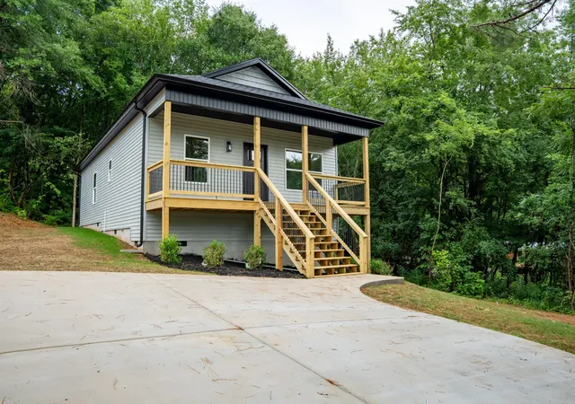 2nd image of 260 High Street, Charleston, TN 37310 | MLS# 3277722