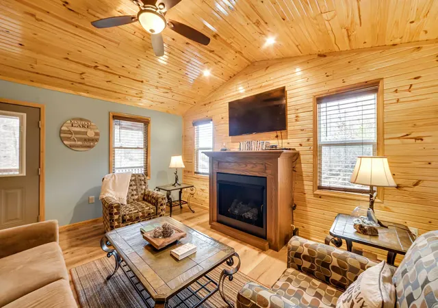 Homes for sale in Waverly, TN | 3000 Highwater Rd, Waverly, TN 37185 | MLS# 3278162