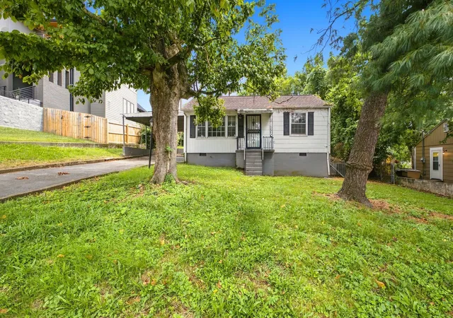 2nd image of 1420 Fulton St, Nashville, TN 37206 | MLS# 3278160