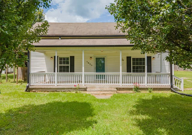 Photo 2 of Single family home for sale at 1625 Fishing Frd Rd, Belfast, TN 37019 | MLS# 3299473 | Listing updated on 2026-08-18