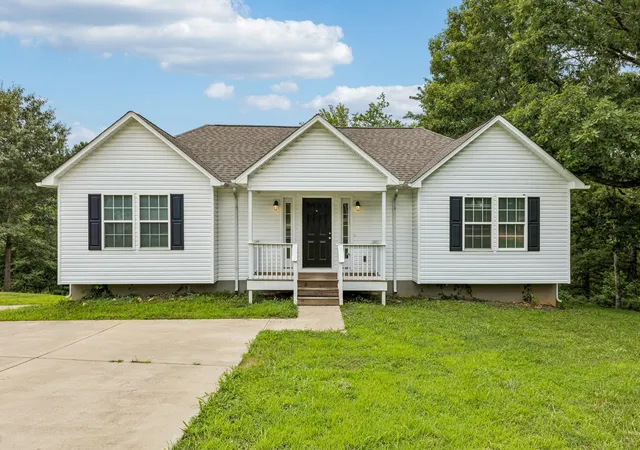 1st image of 1299 Wesley Ct, Lawrenceburg, TN 38464 | MLS# 3307283