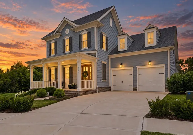 Photo 1 of Single family home for sale at 3127 Long Branch Cir, Franklin, TN 37064 | MLS# 3288615 | Listing updated on 2026-10-25