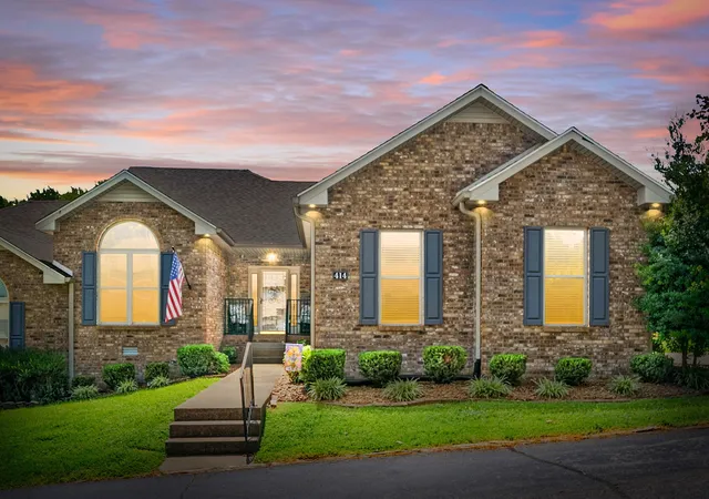1st image of 414 Country Club Ct, Clarksville, TN 37043 | MLS# 3319905