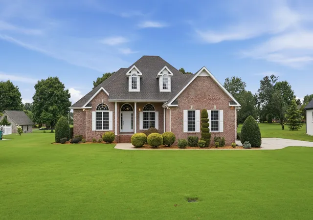 1st image of 229 Ridgecrest Dr, Winchester, TN 37398 | MLS# 3279288