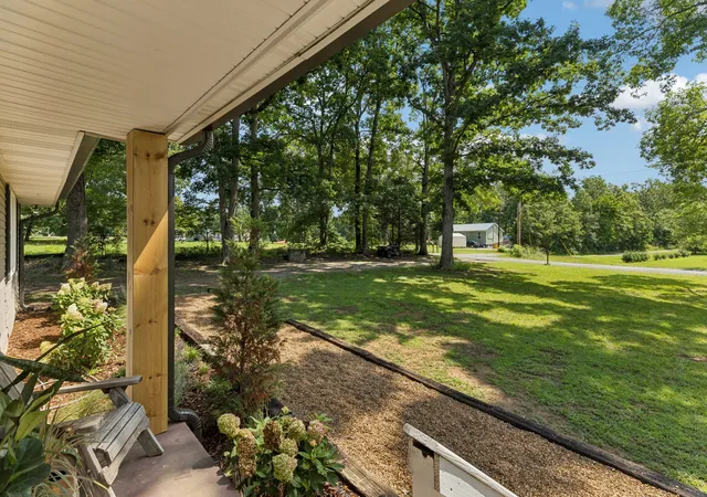 4th image of 9062 E 40 Rd, Bon Aqua, TN 37025 | MLS# 3280921