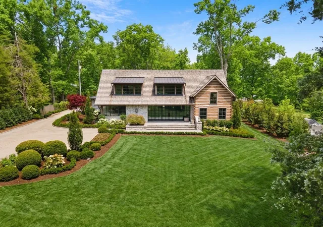 3rd image of 6230 Bresslyn Rd, Nashville, TN 37205 | MLS# 3306615