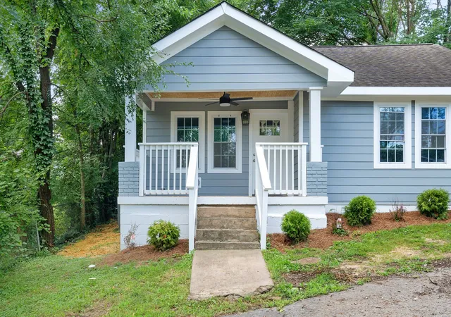 Photo 3 of Single family home for sale at 109 Evelyn Dr, Nashville, TN 37210 | MLS# 3288332 | Listing updated on 2026-08-27