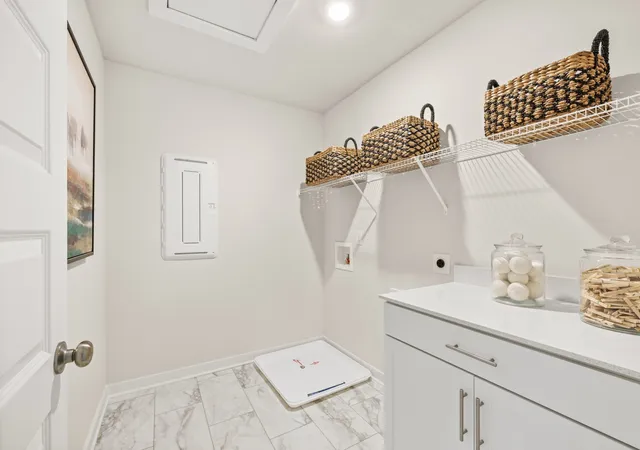 Homes for sale in Clarksville, TN | 921 Laurel Dr, Clarksville, TN 37043 | MLS# 3278566