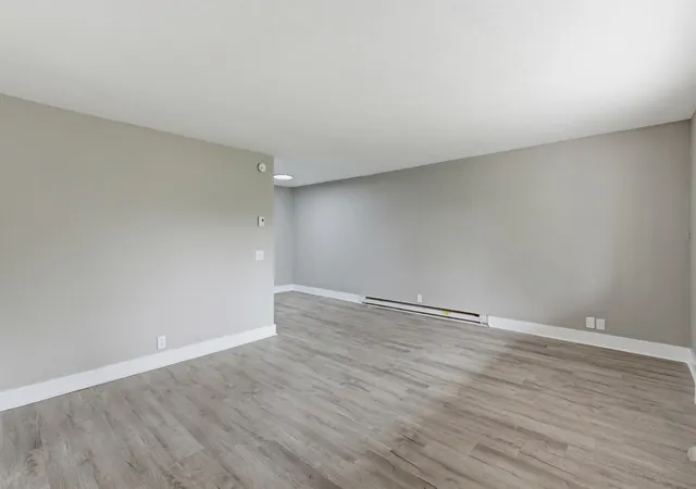 3rd image of 550 Harding Pl #F121, Nashville, TN 37211 | MLS# 3278621