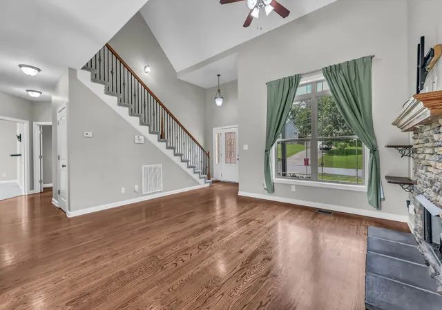 Photo 4 of Single family home for sale at 1843 Deerstand Dr, Clarksville, TN 37042 | MLS# 3281113 | Listing updated on 2026-10-14