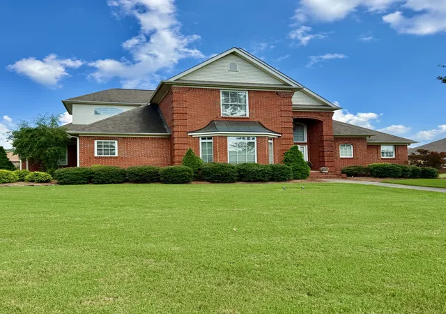 3rd image of 1852 Fairway Dr, Dyersburg, TN 38024 | MLS# 3280771