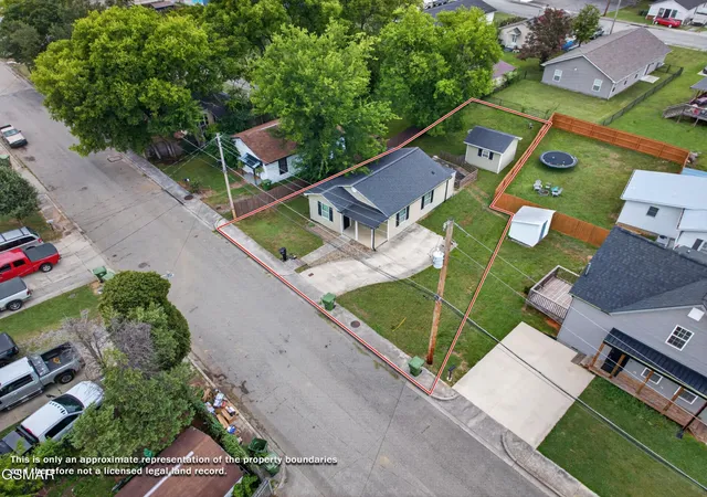 4th image of 608 Middle Street, Maryville, TN 37804 | MLS# 3304483