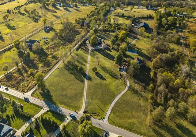 2nd image of 1745 Saundersville Rd, Hendersonville, TN 37075 | MLS# 3309052