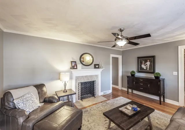 Photo 3 of Single family home for sale at 1745 Saundersville Rd, Hendersonville, TN 37075 | MLS# 3309052 | Listing updated on 2026-10-08