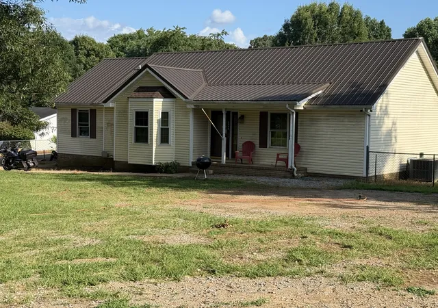 image of 2438 Chester Harris Rd, Woodlawn, TN 37191 | MLS# 3278649
