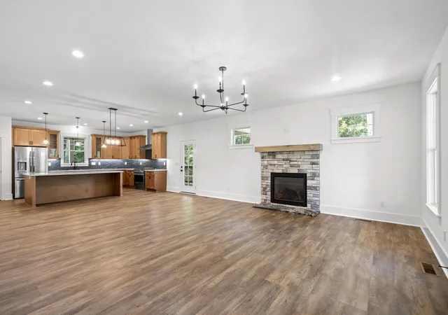 3rd image of 910 Steele Rd, Charlotte, TN 37036 | MLS# 3280906