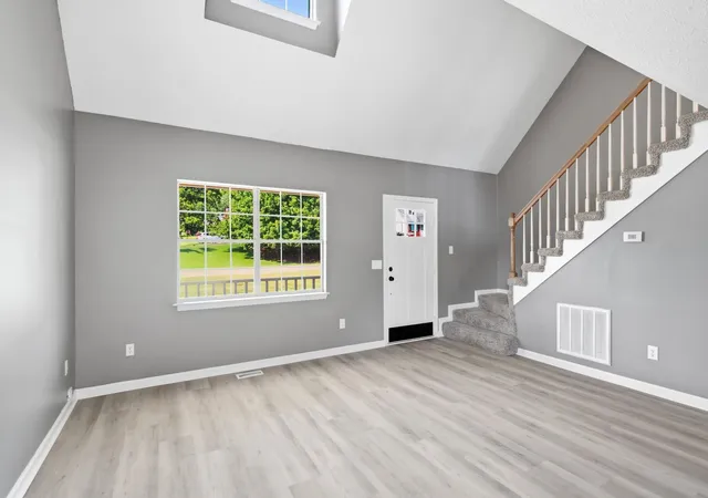 Photo 4 of Single family home for sale at 131 E Morris Dr, Gallatin, TN 37066 | MLS# 3322428 | Listing updated on 2026-09-30