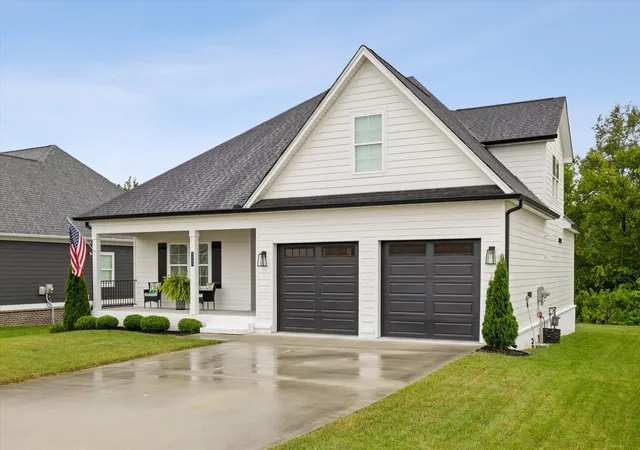 Photo 3 of Single family home for sale at 7545 Paxton Cir, Hixson, TN 37343 | MLS# 3281054 | Listing updated on 2026-09-25