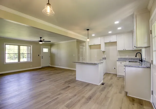 3rd image of 210 Crenshaw Rd, Hartsville, TN 37074 | MLS# 3288268