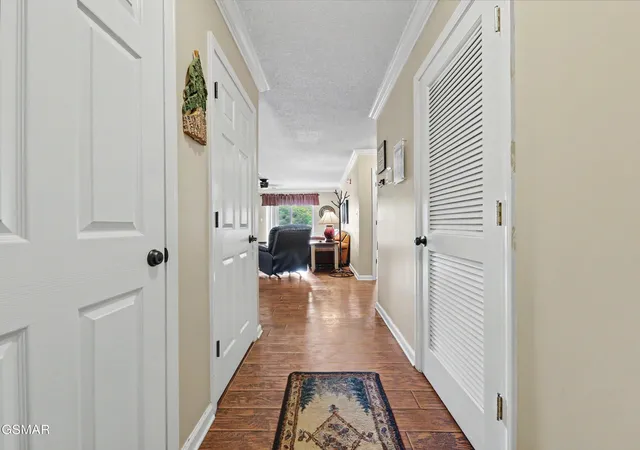 3rd image of 205 Ogle Dr, Pigeon Forge, TN 37863