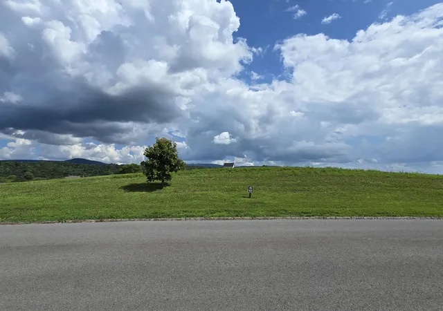 1st image of 92 Farmview Way Dr, Dunlap, TN 37327 | MLS# 3278690