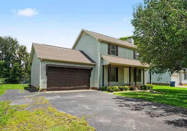 Photo 1 of Single family home for sale at 2414 Stones Throw Dr, Murfreesboro, TN 37129 | MLS# 3280768 | Listing updated on 2026-08-20