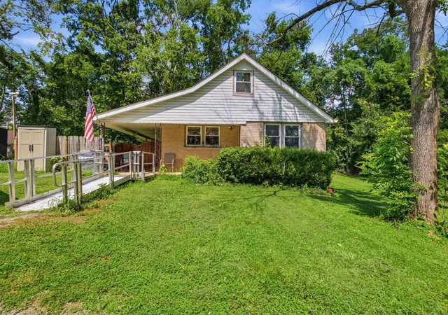 Photo 1 of Single family home for sale at 216 Walton Fry Rd, Hendersonville, TN 37075 | MLS# 3287894 | Listing updated on 2026-08-10
