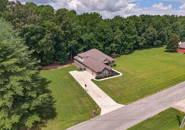 image of 27 Windridge Dr, Fayetteville, TN 37334 | MLS# 3279229