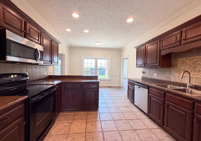 Photo 2 of Single family home for sale at 1044 Laramie Ct, Murfreesboro, TN 37128 | MLS# 3279161 | Listing updated on 2026-09-23