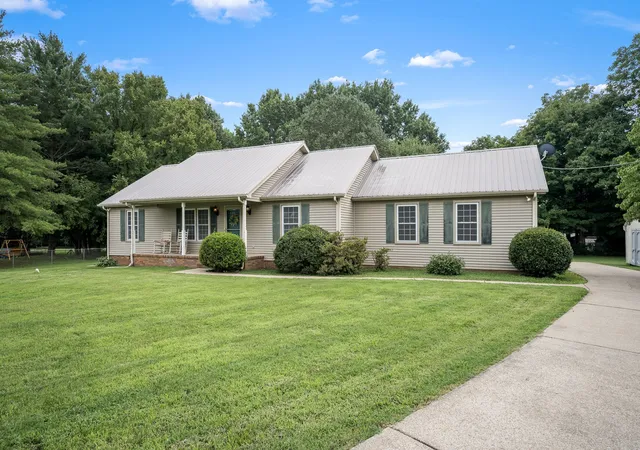 Photo 1 of Single family home for sale at 905 Tilden Ct, Lascassas, TN 37085 | MLS# 3279256 | Listing updated on 2026-09-14