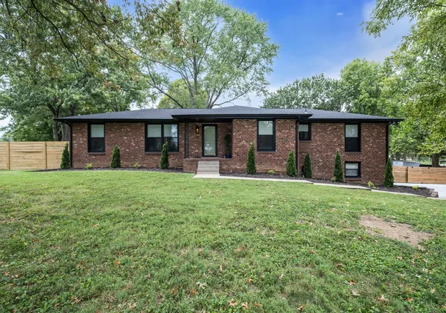 1st image of 220 Rising Sun Ln, Old Hickory, TN 37138 | MLS# 3283668