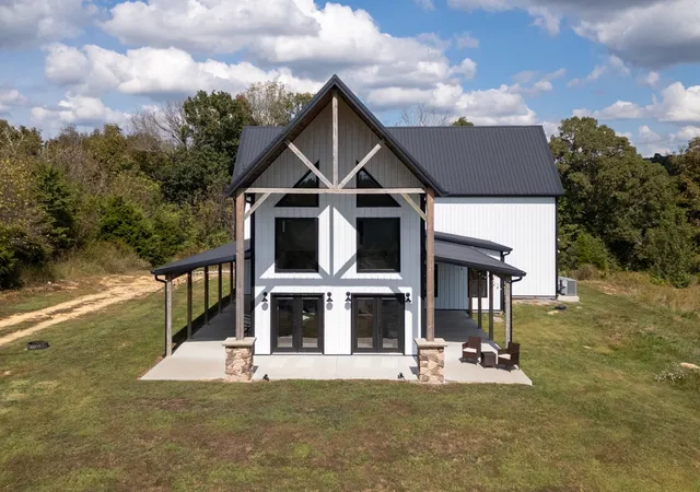 2nd image of 4467 Old Hwy 52 E, Westmoreland, TN 37186 | MLS# 3282626