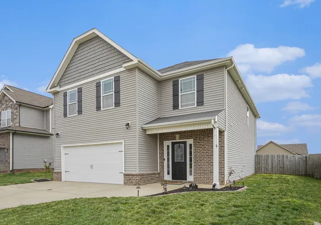 Homes for sale in Clarksville, TN | 1209 Winterset Dr, Clarksville, TN 37040 | MLS# 3280757