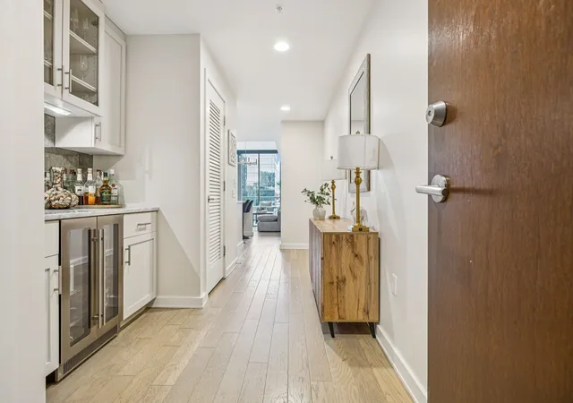 Photo 2 of Condo for sale at 1212 Laurel St #301, Nashville, TN 37203 | MLS# 3298541 | Listing updated on 2026-08-20