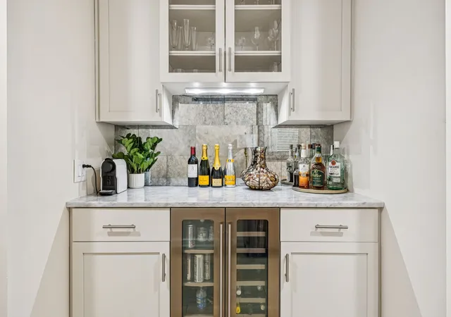 Photo 3 of Condo for sale at 1212 Laurel St #301, Nashville, TN 37203 | MLS# 3298541 | Listing updated on 2026-08-20