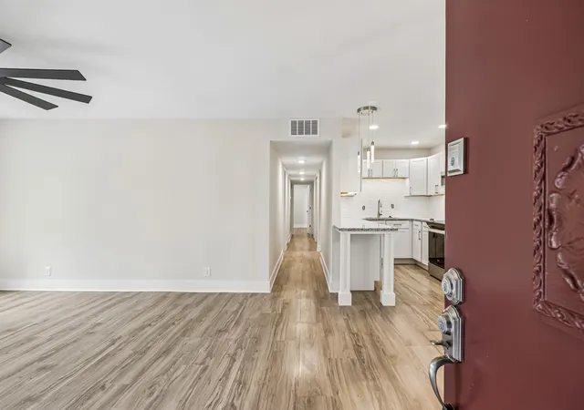 Photo 3 of Condo for sale at 21 Vaughns Gap Rd #21, Nashville, TN 37205 | MLS# 3281109 | Listing updated on 2026-08-20