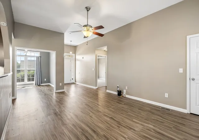 2nd image of 256 Dixie Ln, Pleasant View, TN 37146 | MLS# 3288336