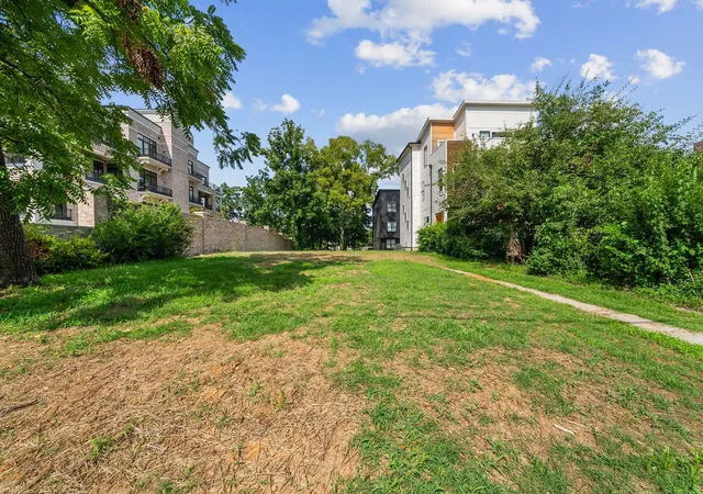 Photo 3 of Land for sale at 122 Woodmont Blvd, Nashville, TN 37205 | MLS# 3301890 | Listing updated on 2026-09-17