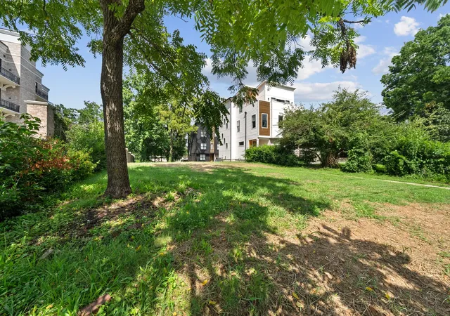 Photo 4 of Land for sale at 122 Woodmont Blvd, Nashville, TN 37205 | MLS# 3301890 | Listing updated on 2026-09-17