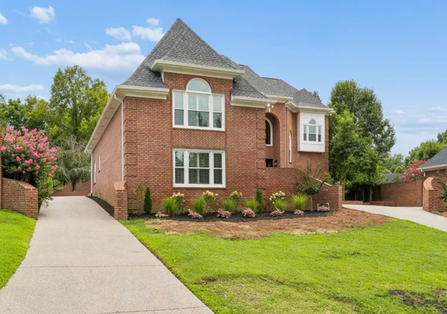 Photo 2 of Single family home for sale at 1416 Shannon Pl, Old Hickory, TN 37138 | MLS# 3319811 | Listing updated on 2026-09-06