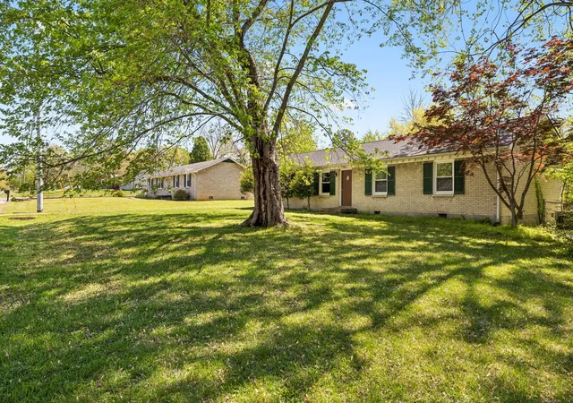 Photo 1 of Single family home for sale at 248 Pine Mountain Rd, Clarksville, TN 37042 | MLS# 3299545 | Listing updated on 2026-08-29