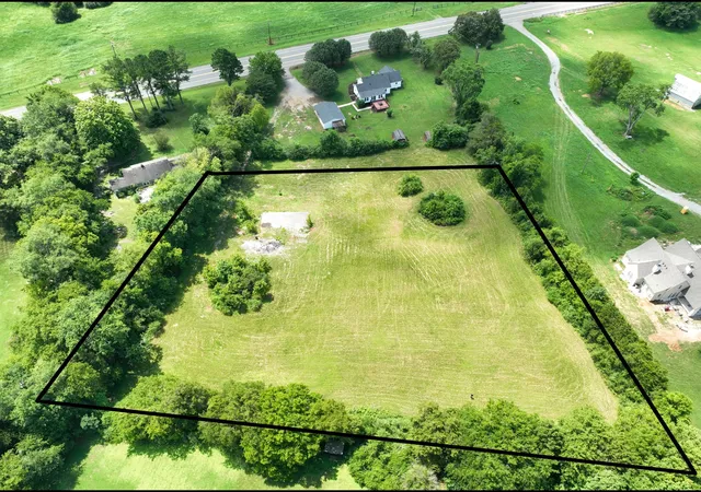 1st image of 0 Lascassas Pike, Lascassas, TN 37085 | MLS# 3299516