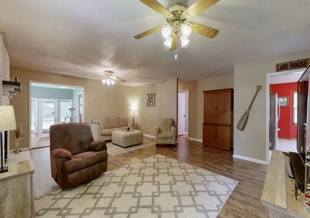 Photo 3 of Single family home for sale at 327 Russwood Dr, Springville, TN 38256 | MLS# 3283676 | Listing updated on 2026-09-24