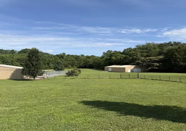 3rd image of 4055 S Bunker Hill Rd, Cookeville, TN 38506 | MLS# 3280936