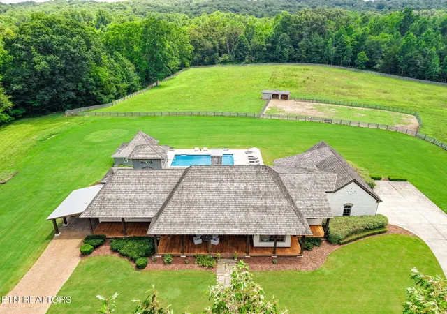 5th image of 2000 Lawnville Rd, Kingston, TN 37763 | MLS# 3280931