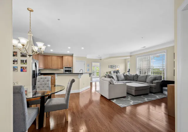 Photo 1 of Condo for sale at 3102 W End Cir #401, Nashville, TN 37203 | MLS# 3299413 | Listing updated on 2026-09-07